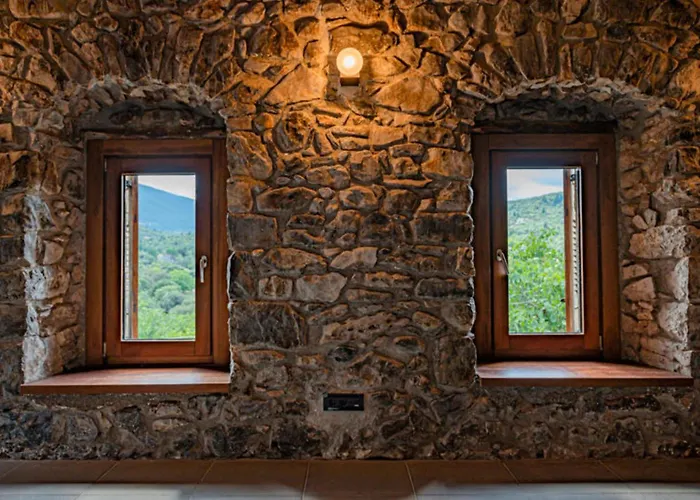 Anastasia's House Hébergement de vacances Vitina